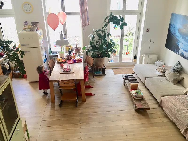Stilvolle 4-Zimmer-Maisonette mit zwei Balkonen direkt an der Spree — photo 1